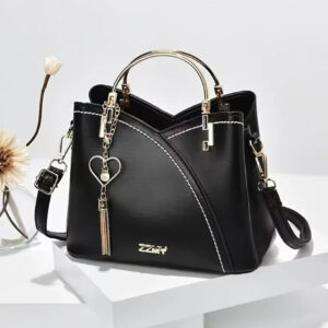 Elegant Heart Charm Handbag